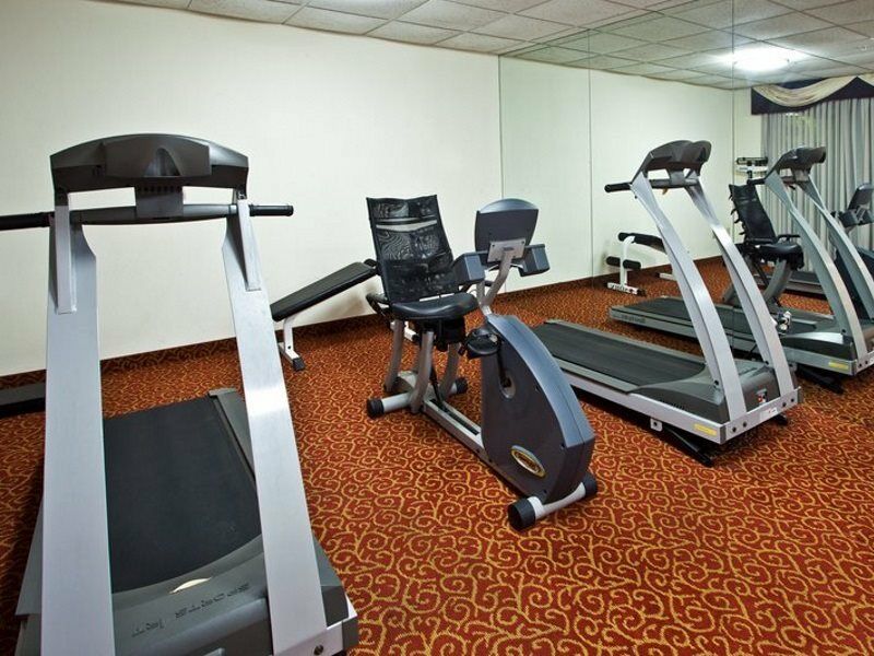 Holiday Inn Express Vero Beach-West I-95 By Ihg Bagian luar foto